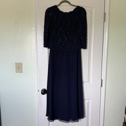 Alex Evenings Long Gown with Sequin Lace Bodice & Chiffon Skirt 8P