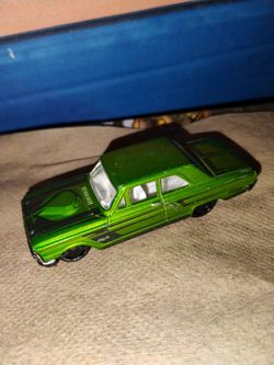 Mattel Hot Wheels Ford Thunderbolt - Green w/ Black 1:64 DieCast 2001 Toy Car $5.00