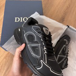 Dior B30 Black 8.5 Mens
