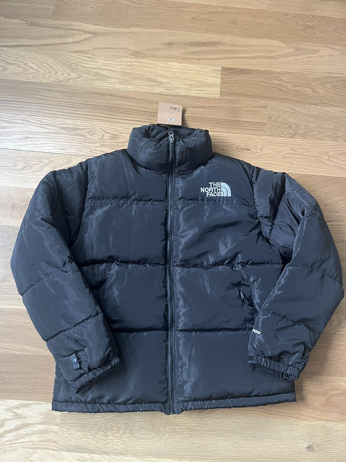 Brand New Black NorthFace Puffer Retro 700 Size Mens Small