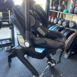 Evenflo Shyft Dual Ride with BASE stroller 