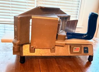 Sysco Commercial Tomato / Vegetable Slicer – NSF Certified
