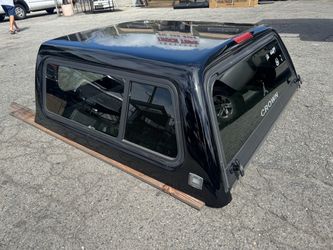 Nissan frontier camper Shell 2005-21 crew cab