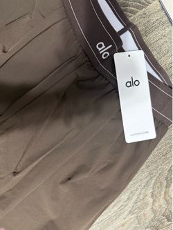 Alo Brown Wide Leg Pants - New with Tags - Size Medium left only