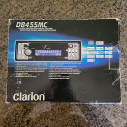 Clarion DB455MC CD/MP3/WMA Reciever/Music Catcher