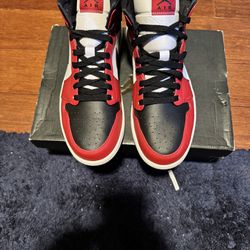 Jordan 1 Chicago Black Toe Size 11