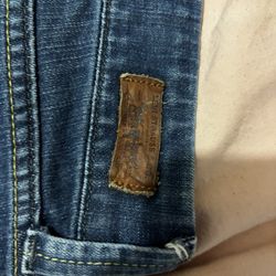 Levi Bell Bottom Jeans (LOOK AT IMAGE 2 FOR DAMAGES)