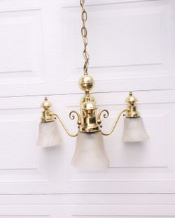 Vintage Brass 3- Lamp Chandelier with bulbs