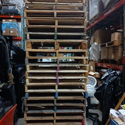 PALLETS $1 each