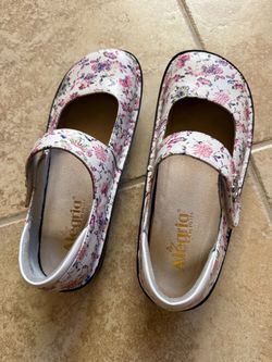 Alegria Shoe Women Size 38 Paloma Style .  $45 physical cash only