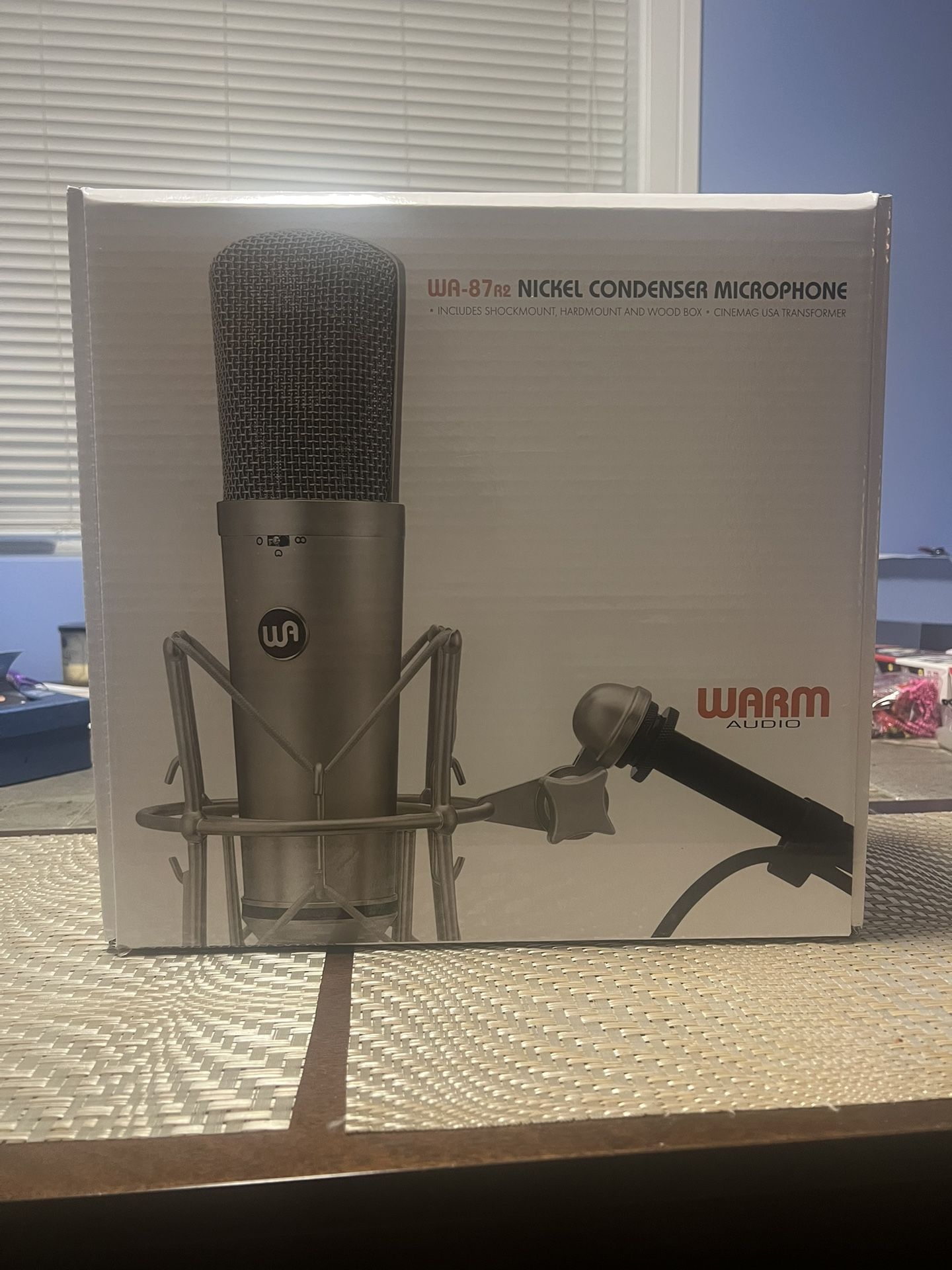 Warm Audio Wa-87 r2