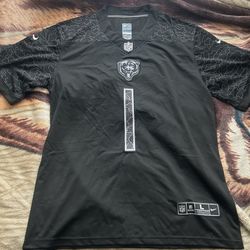 Justin Fields Chicago Bears Limited Edition Jersey Black Sz L - Great Condition