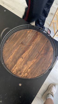 Coffee table center piece