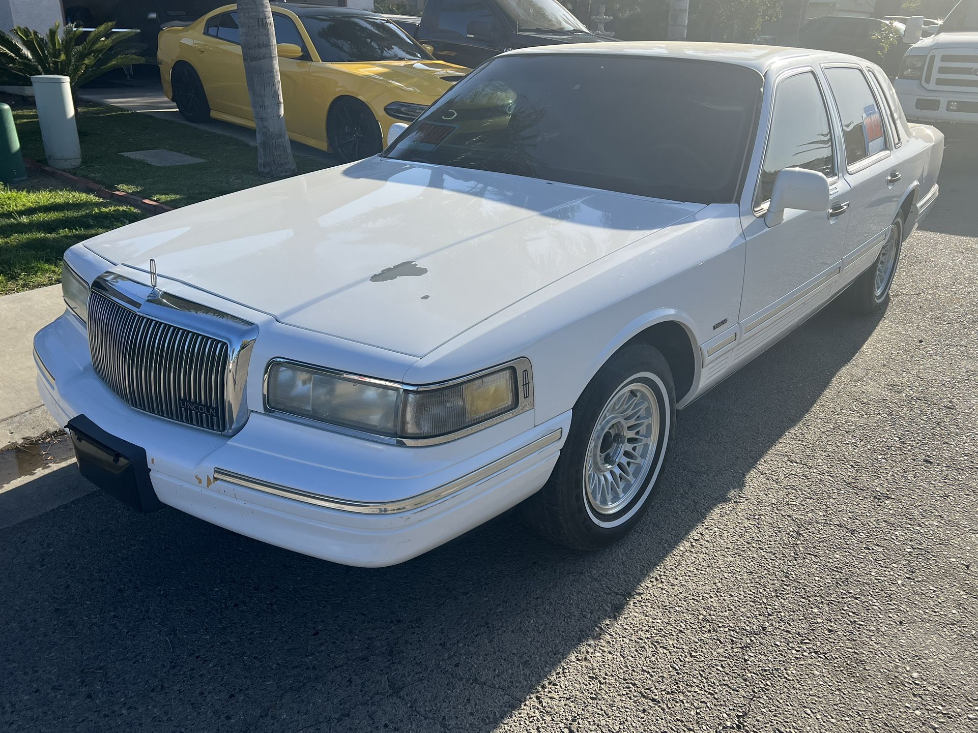 1996 Lincoln Town Car for Sale in Firebaugh, CA OfferUp