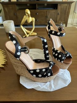 SIZE 8.5-9 $25