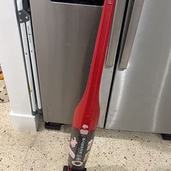 DIRT DEVIL POWER SWERVE  VACUUM