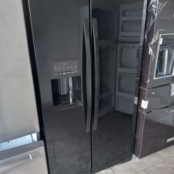 Whirpool Refrigerator 36 W 