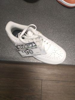 Nike SIZE 7