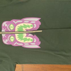 Medium Bape Tee 75$