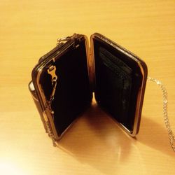 Phone wallet