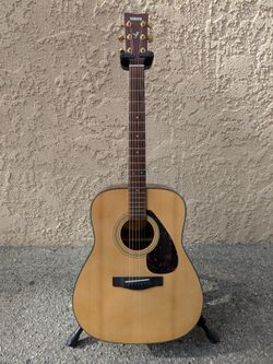 Yamaha 335 Acoustic Guitar Made In Indonesia