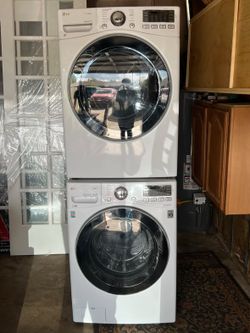 LG TrueSteam Front-Load Washer & Dryer Set - Stackable