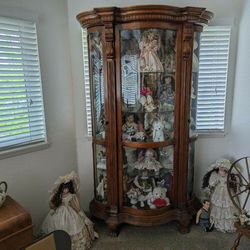 Estate Sale:  Beautiful Display Case W/Antique Porcelain Dolls