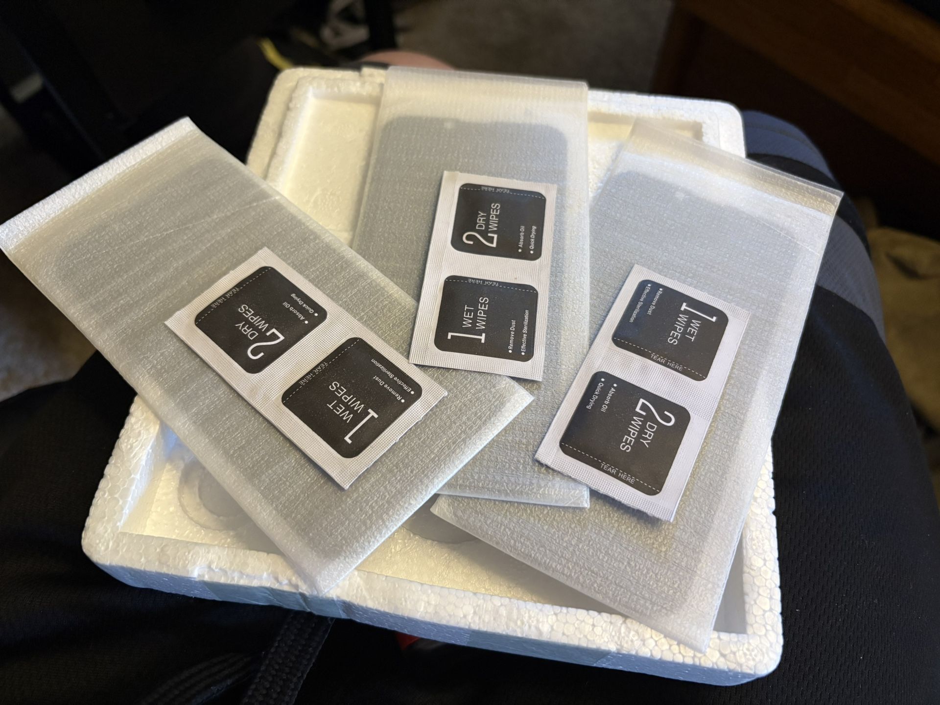 Anti-Snooping Screen Protector (iPhone 13)