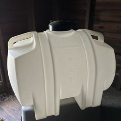 35 Gallon Water Tank