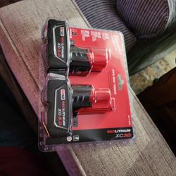 Milwaukee XC3.0 Battery  2x