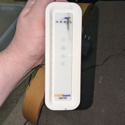 ARRIS (SB6190) - Cable Modem