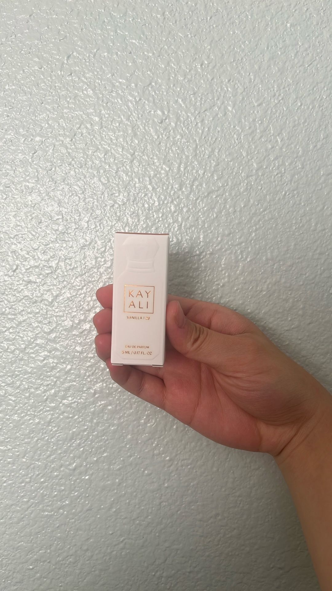 KAYALI VANILLA | 28