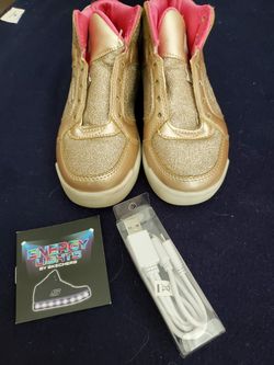 Sketchers Sneakers