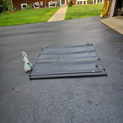Tonneau Cover 