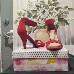 High Heels Size 8