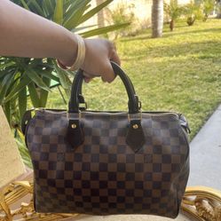 Authentic LOUIS VUITTON Damier Monogram Speedy Purse Handbag 
