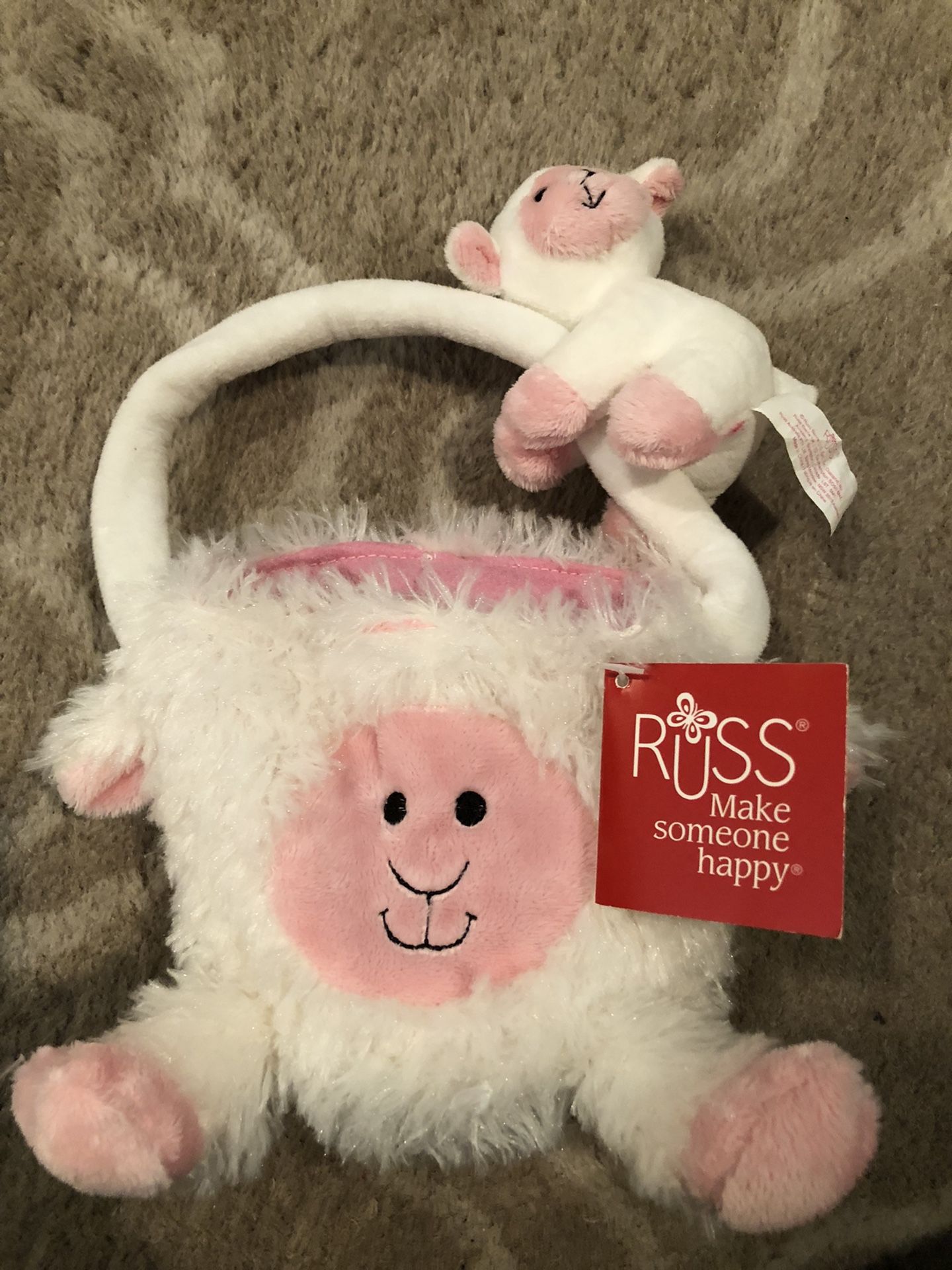 Russ small basket/purse with clip on