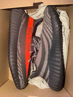 Yeezy Boost 350 V2 size 10.5