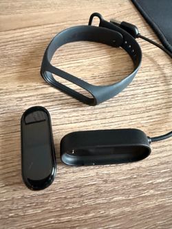 Mi Band 4, Sports Wrist Band, Comes With Charger