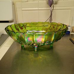 VINTAGE CARNIVAL GLASS GRAPE BOWL