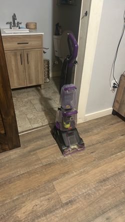 BISSELL Carpet cleaner UPRIGHT