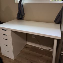 Vanity Desk / School Desk 