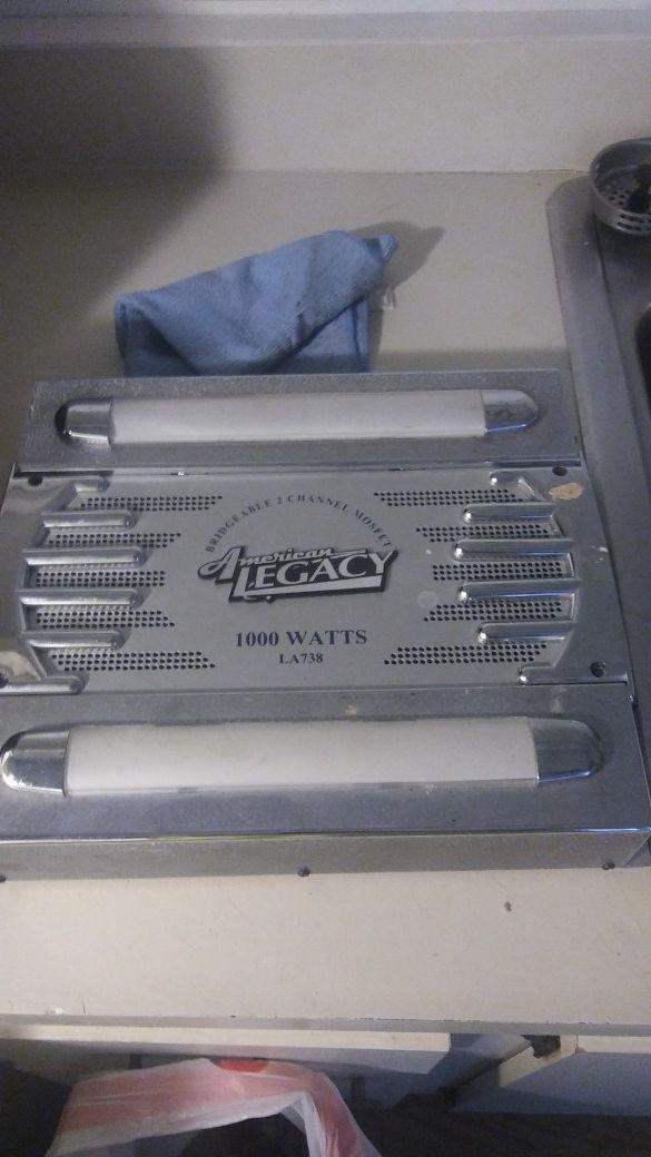American Legacy 1000 watt amp