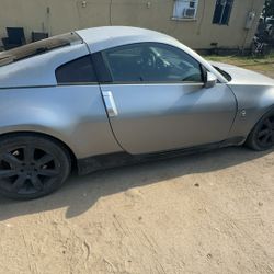 2004 Nissan 350z