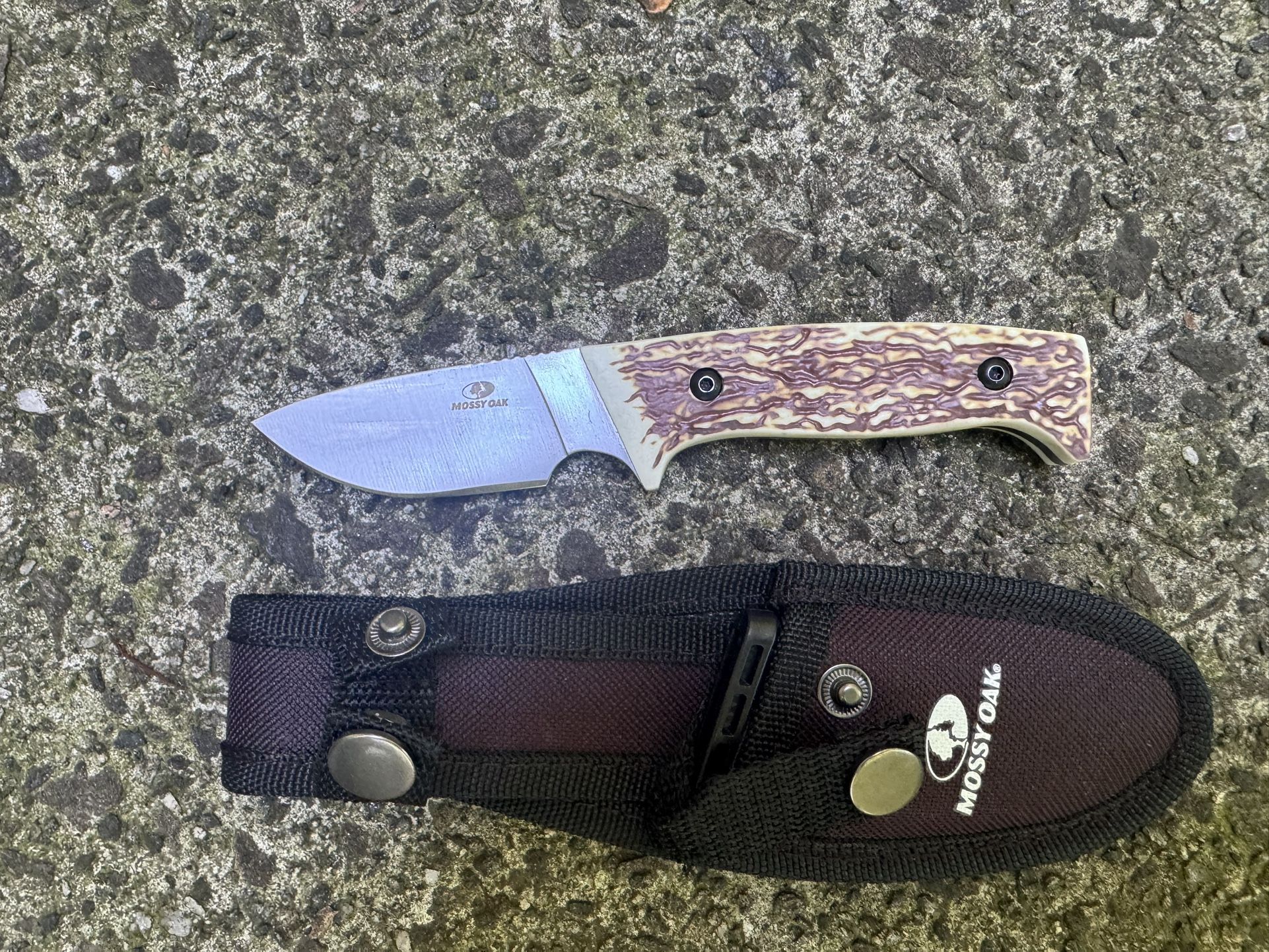 Mossy Oak Fixed Blade Knife — TRADE for Tools, Gear, or Anything Cool
