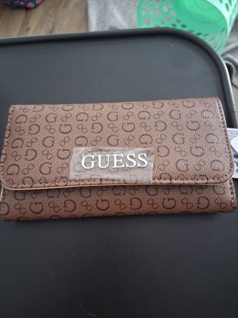 GUESS WALLET BROWN