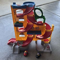 Fisher-Price Little People Wheelies Stand 'n Play Rampway