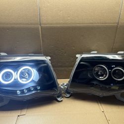 OH164 2005-2011 Toyota Tacoma Halo LED Projector Black Halogen Headlight Pair 