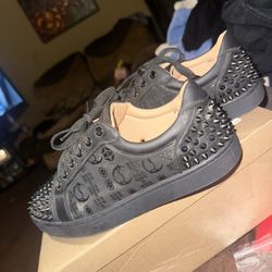 Red Bottoms I Got Them For 300$ I Only Used Them For 1 Time 