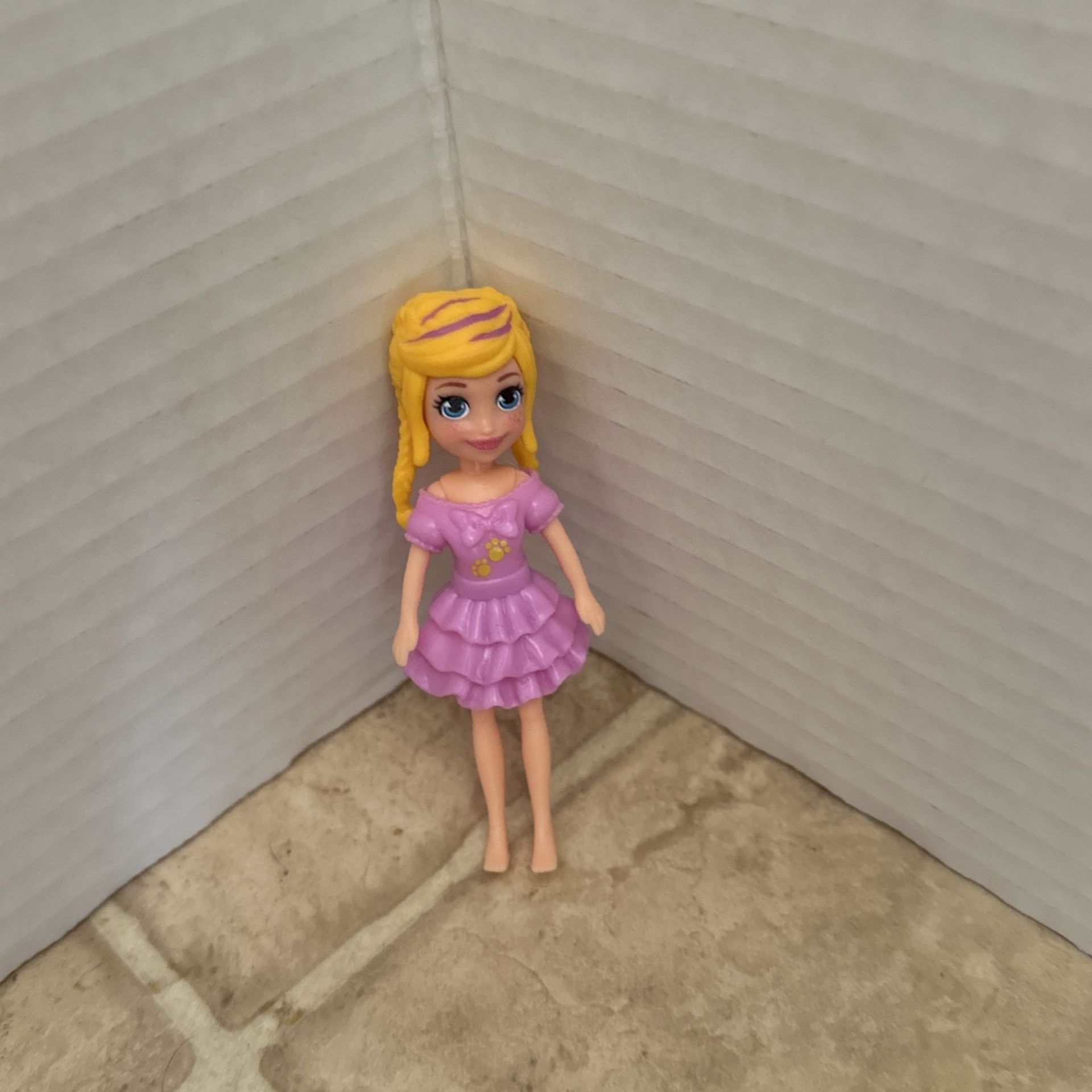 Polly pocket